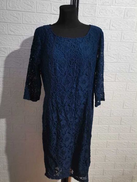 Sukienka rozmiar 44 granatowa koronka cena 35 zł