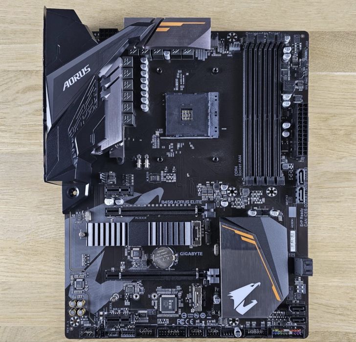 Комплект проц та материнка