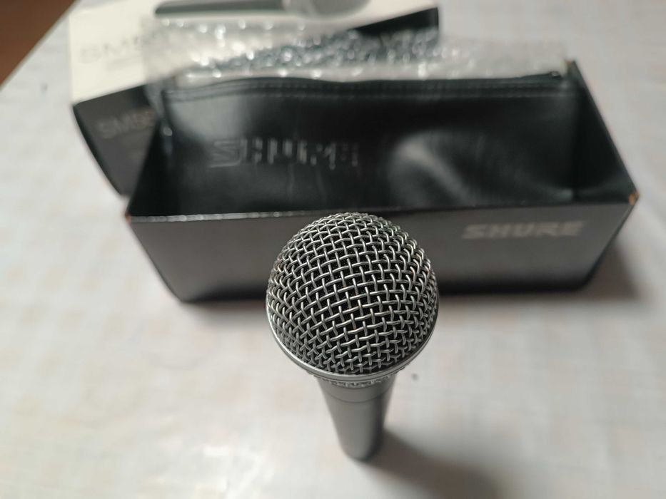 Lendário Microfone SHURE SM58 (em muito bom estado)