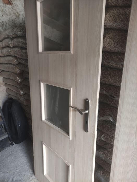 Sprzedam drzwi pokojowe