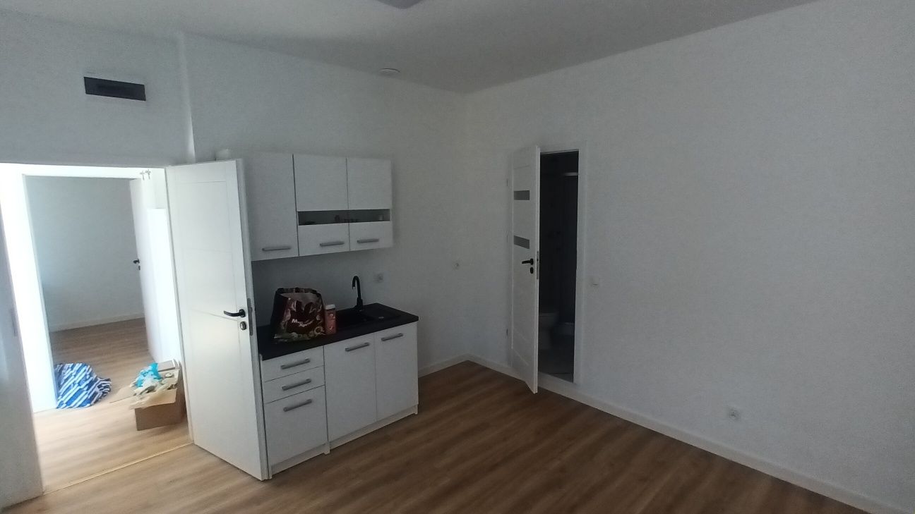 Lokal uslugowy biurowy użytkowy 22 m2 po remoncie