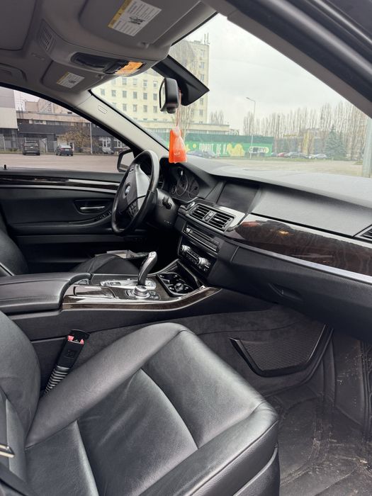 Власний автомобіль, в чудовому стані