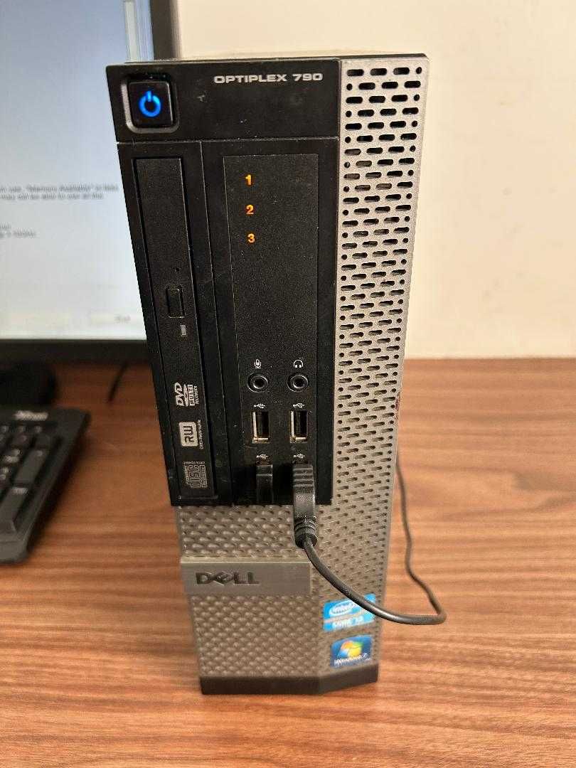 Mini komputer PC DELL Optiplex 790 + Monitor + Mysz + Klawiatura
