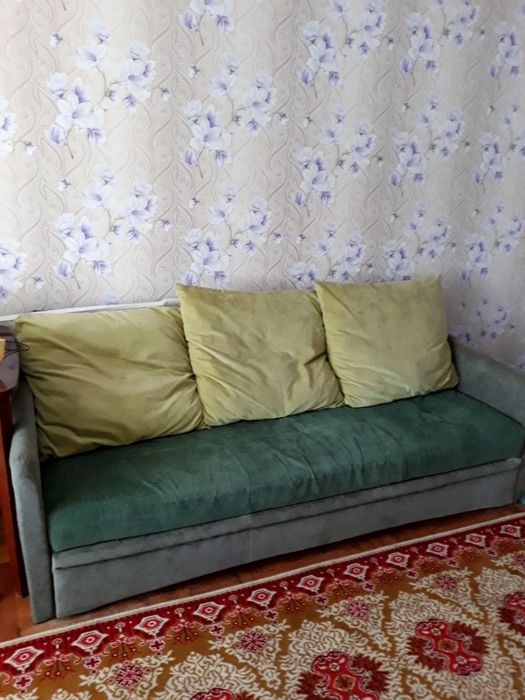 Оренда. 3-х кімнатна квартира в районі зупинки "Центр ДЮТ".