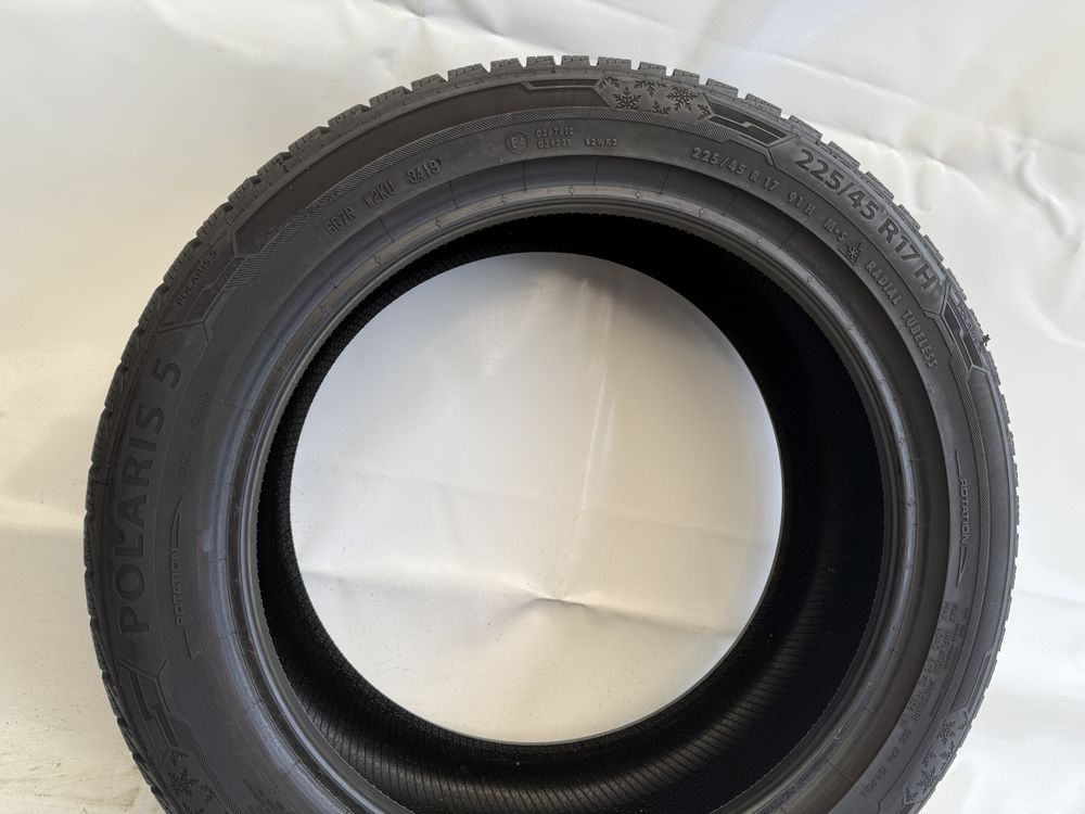 225/45/18 Barum Polaris 5 91H 2019R (319)