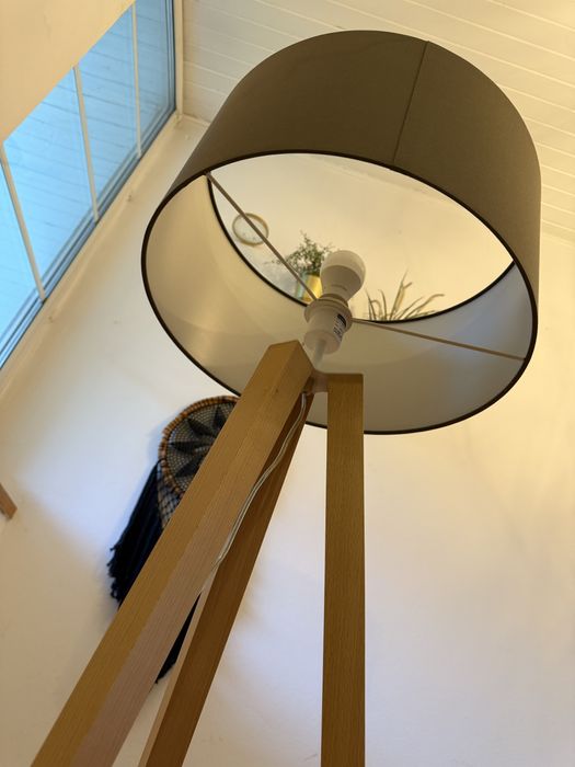 Lampa stojąca stan idealny