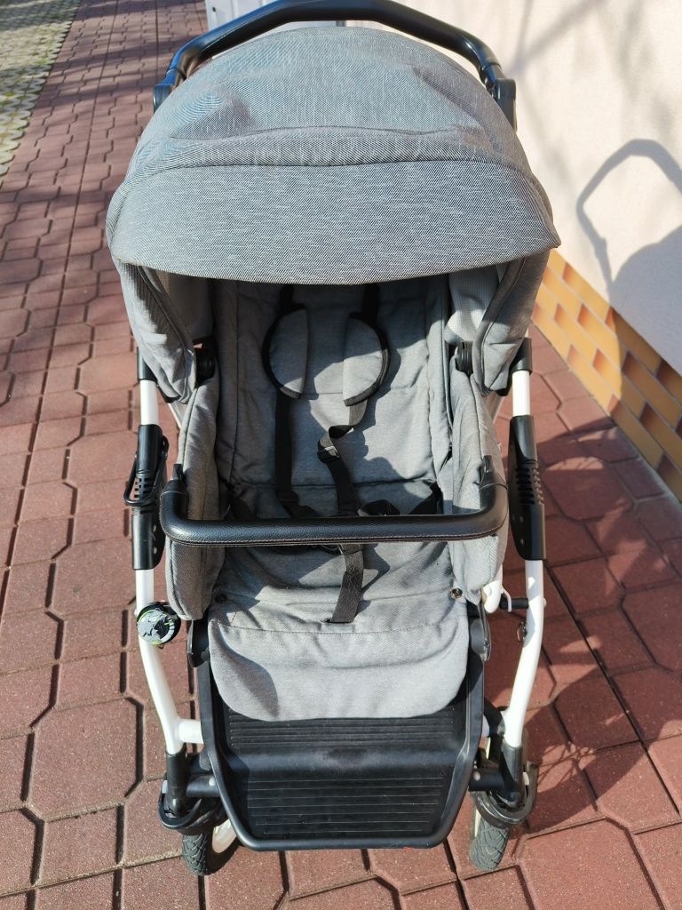 Wózek Jedno Fyn 2w1, z akcesoriami