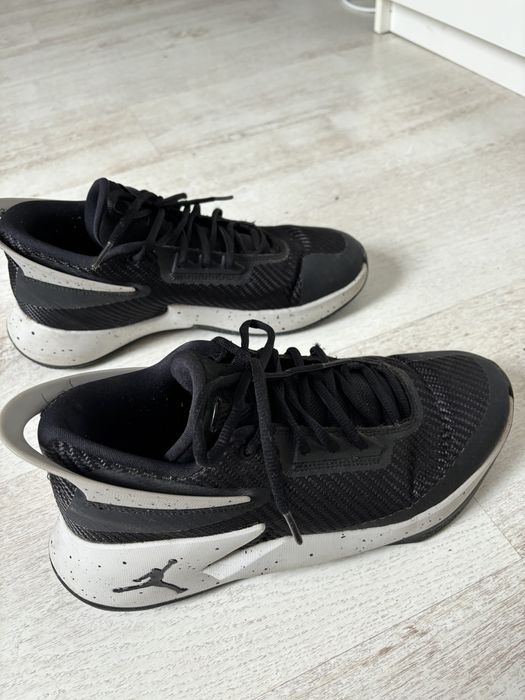 Buty jordan czarno białe