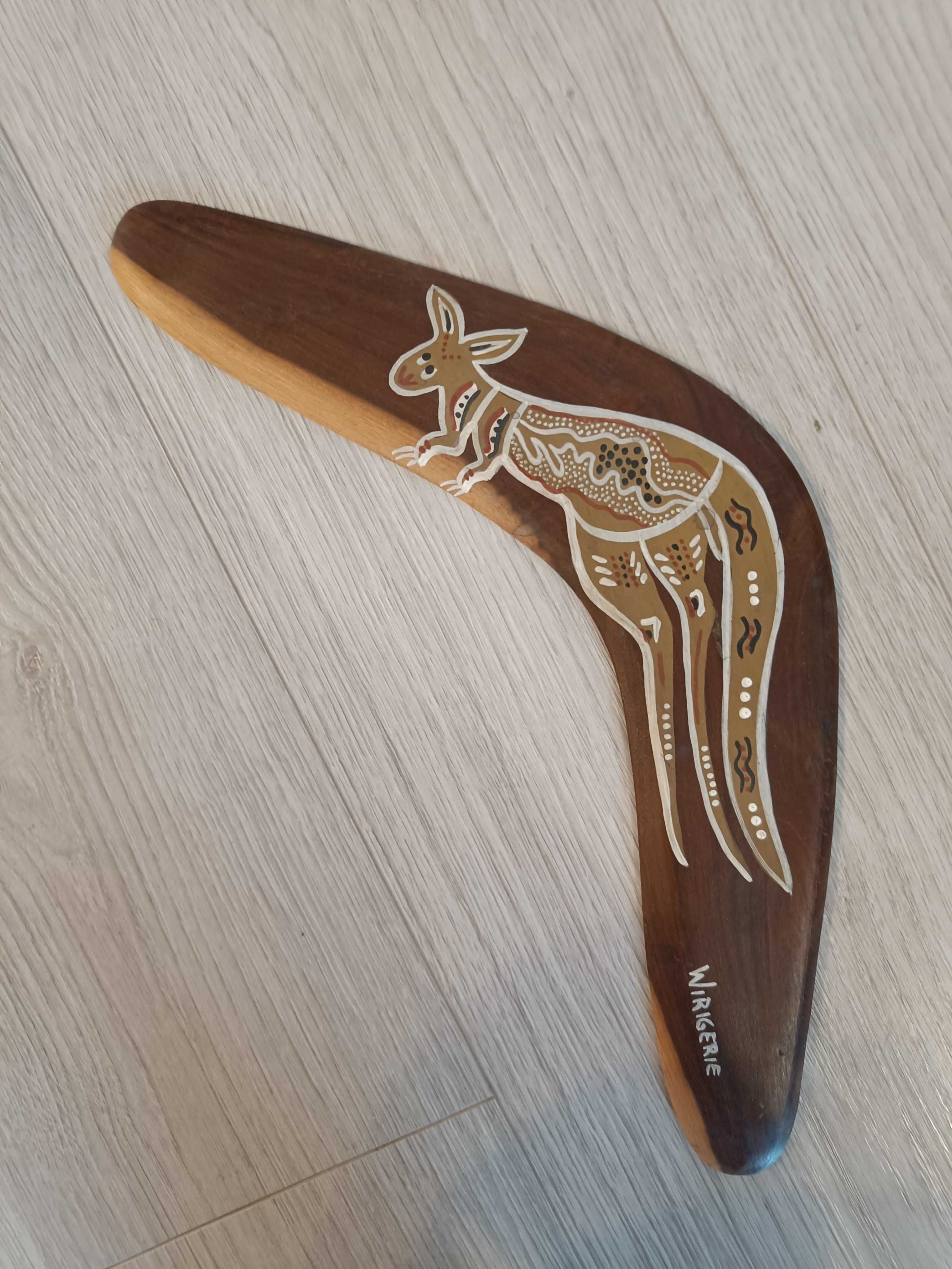 Bumerang australijski / aborygeński z kangurem