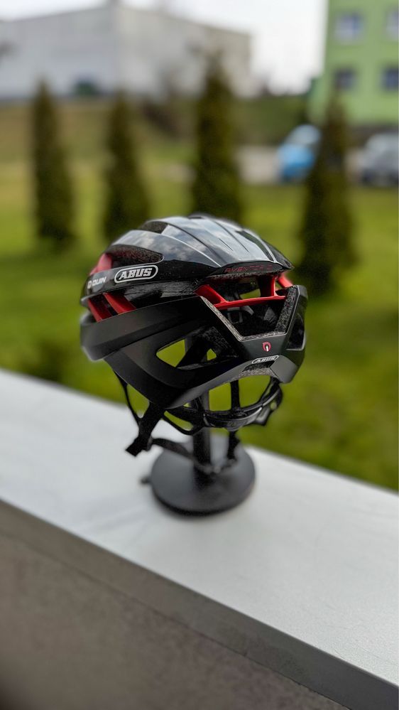 Kask rowerowy szosowy ABUS Aventor roz. M