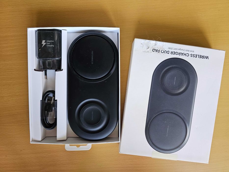 Беспроводное зарядное устройство Samsung EP-P5200 (EP-P5200TBRGRU)