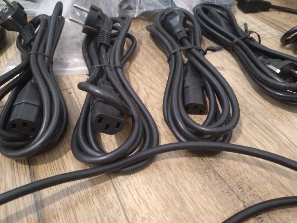 Kabel zasilający na sztuki do komputera drukarki itp.