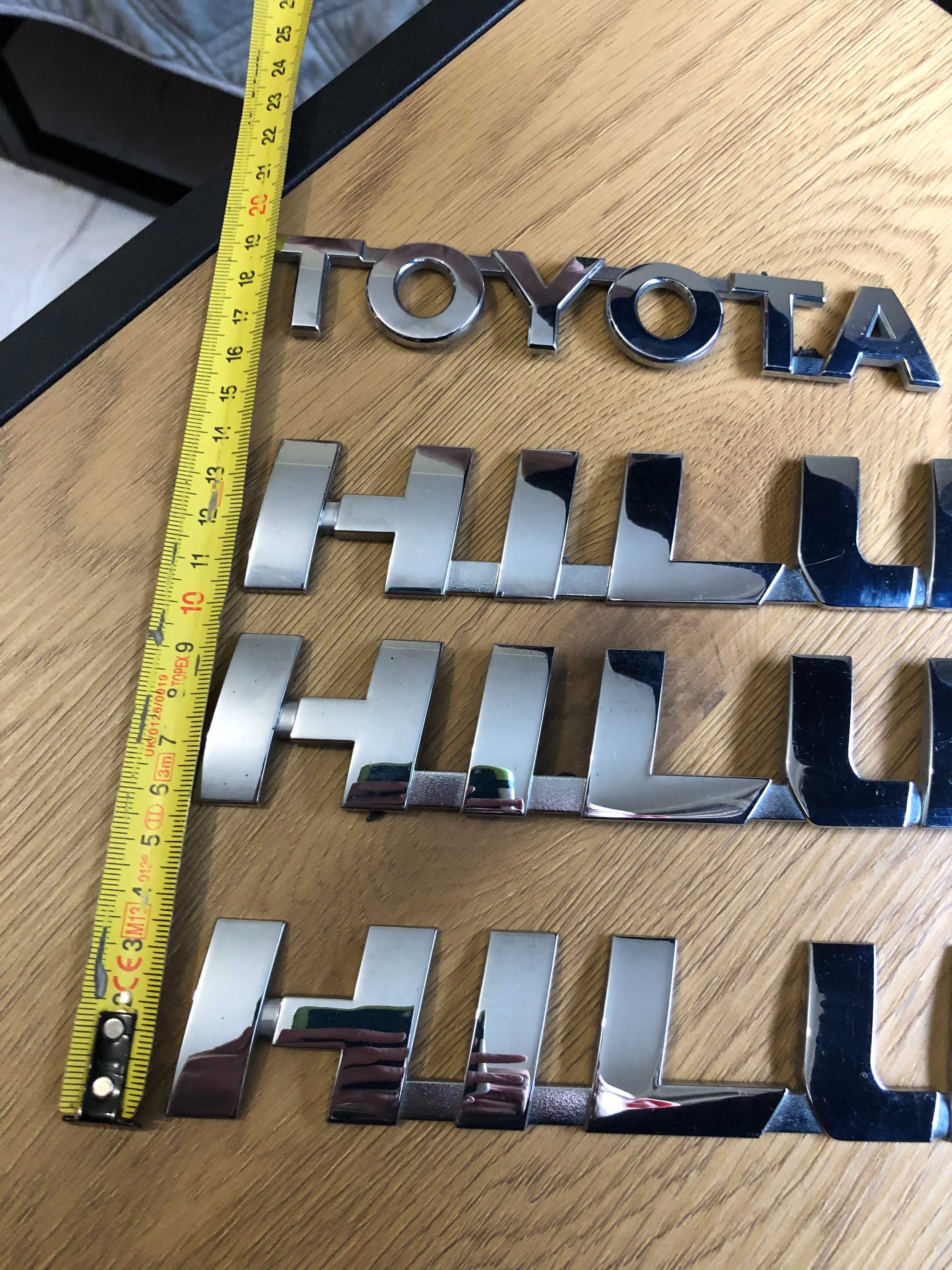 emblemat znaczek napis logo Toyota HILUX