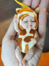 Lalka bobas noworodek niemowlę realistyczna żyrafka