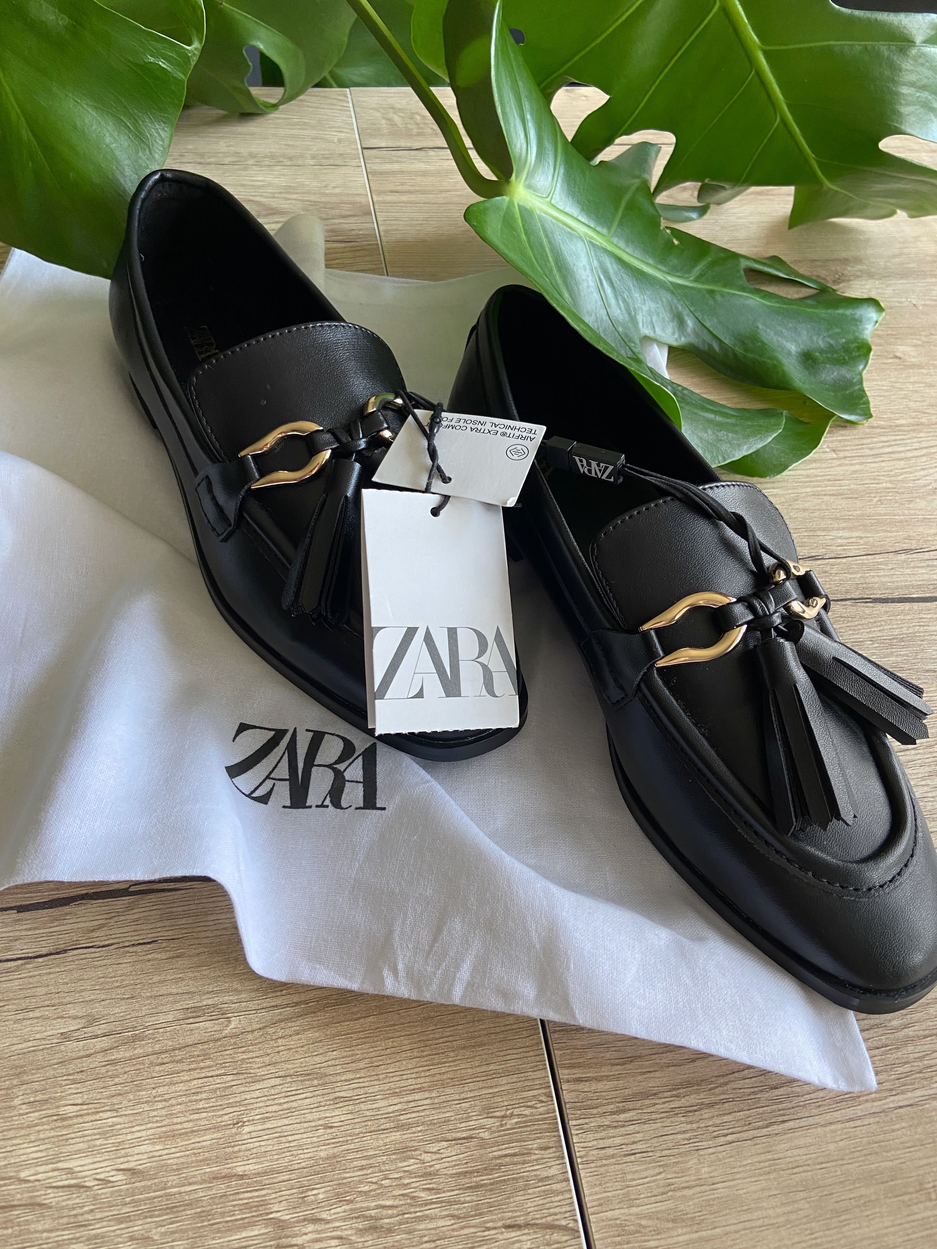 Стильні базові лофери туфлі ZARA