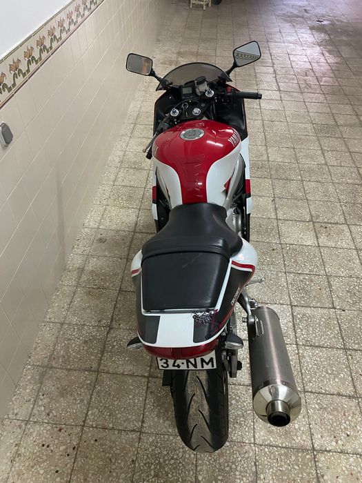 Yamaha r6 carburada