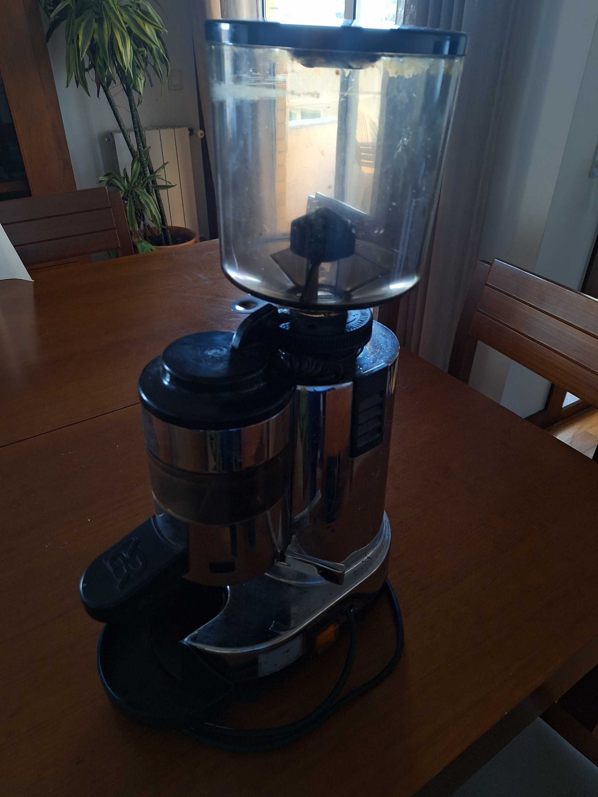 Moinho de café/Barista (Coffee grinder)