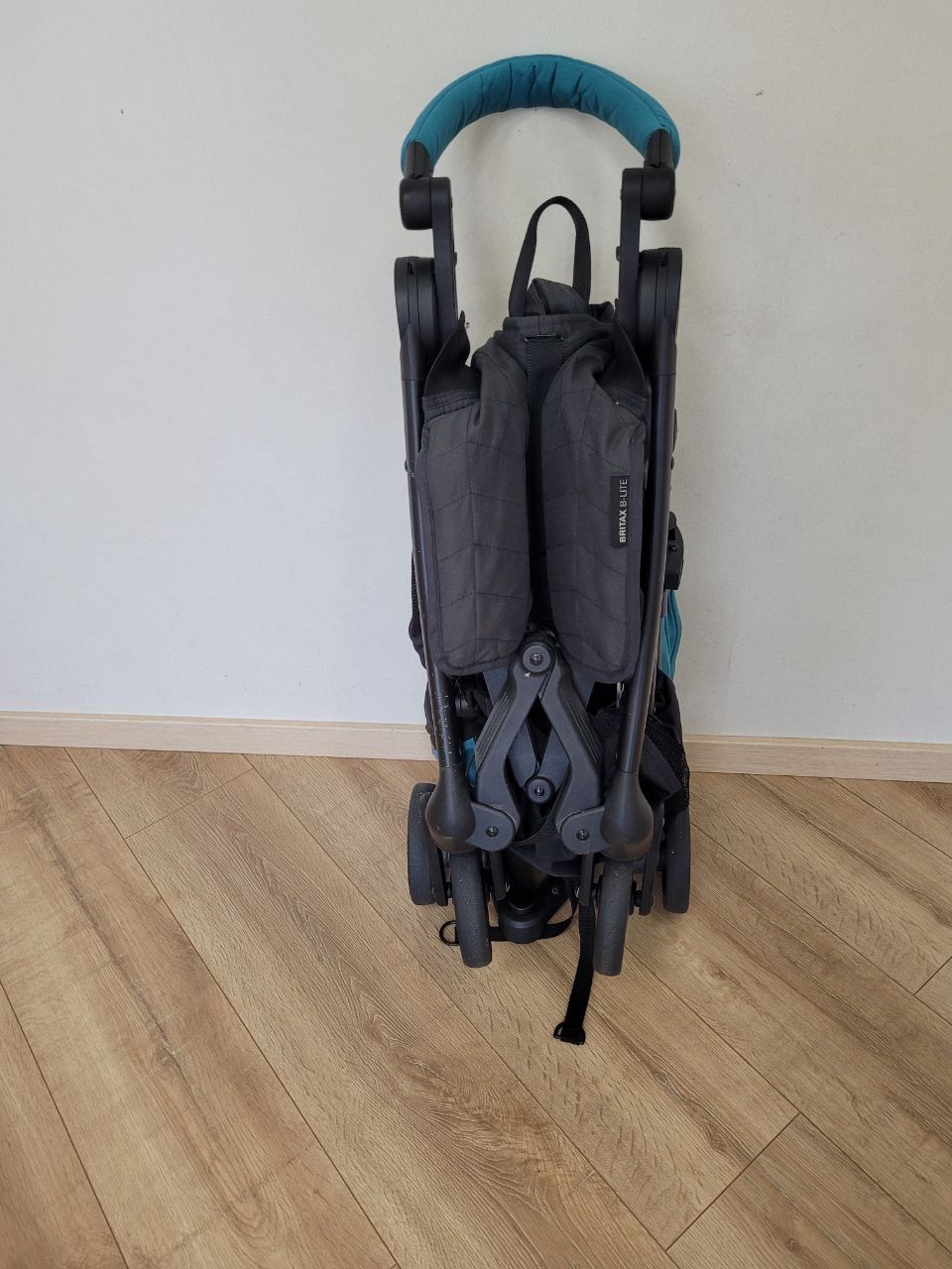 Коляска прогулянка Britax b-lite