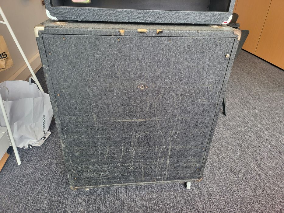 Amplificador de guitarra + cabeça de efeitos