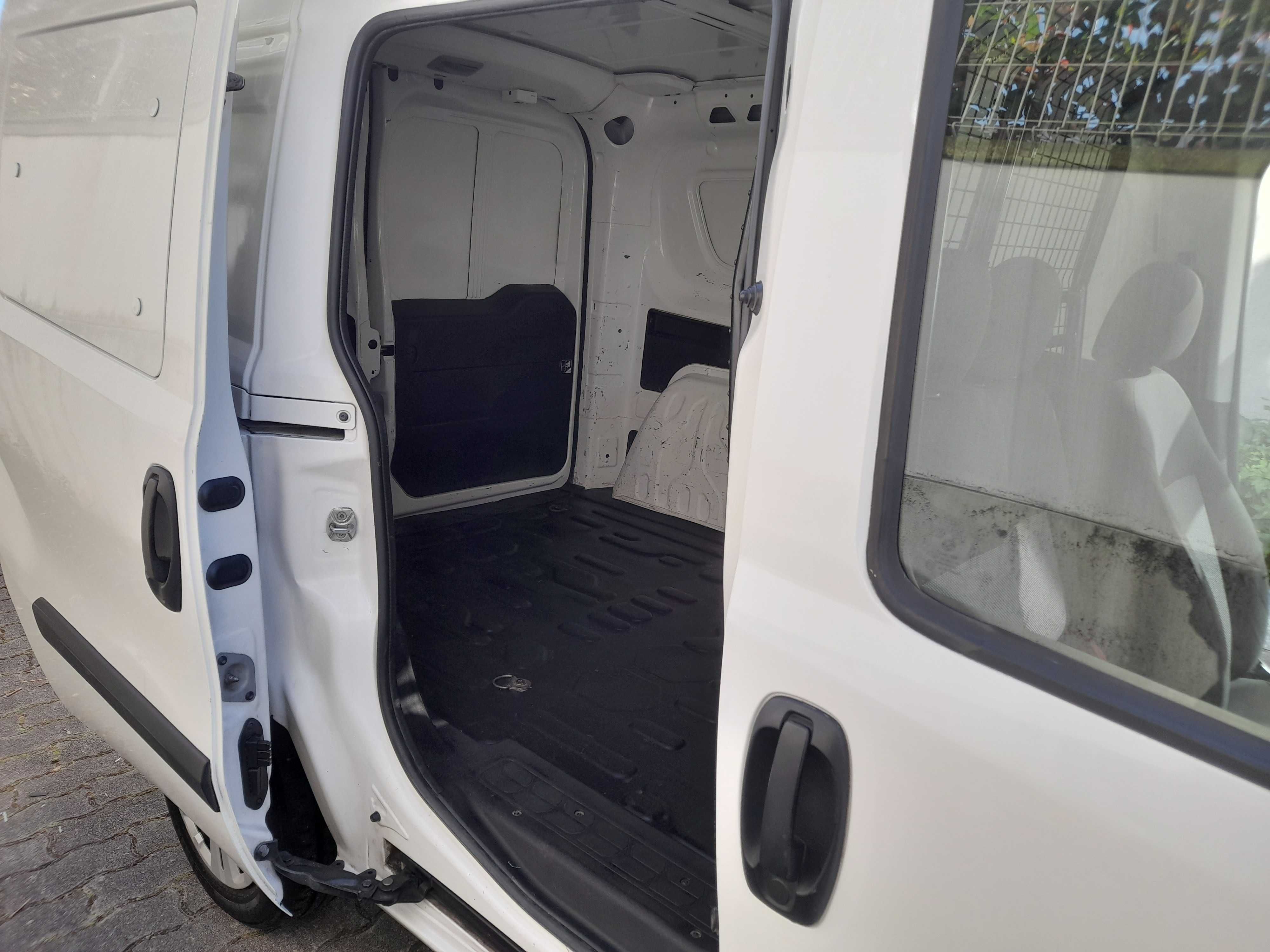 Fiat Doblo 1.3 M-Jet 95cv 3lugares Longa Nacional