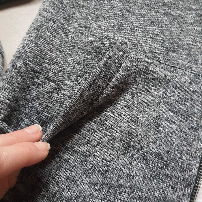 Новий худі сірий з штучним хутром всередині дуже теплий реглан