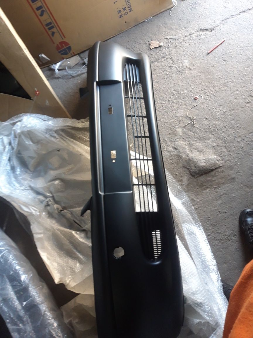 Бампер Vectra b новый