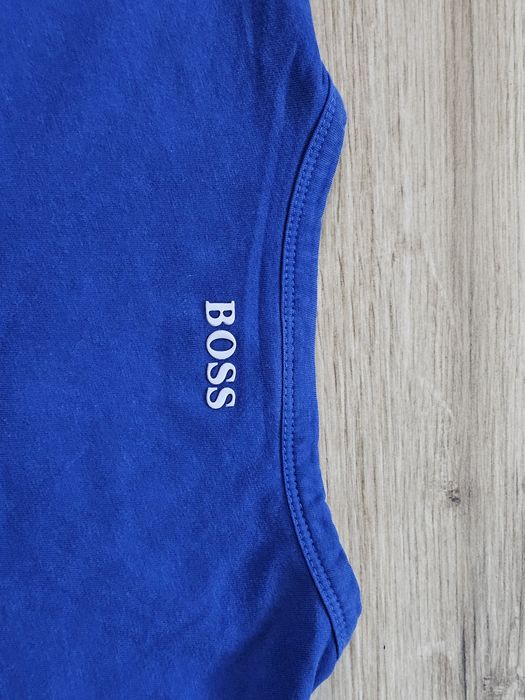 koszulka t-shirt HUGO BOSS meska r. M napis 3D - okazja