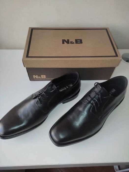 Sapatos Formais Pretos Nik & Brum