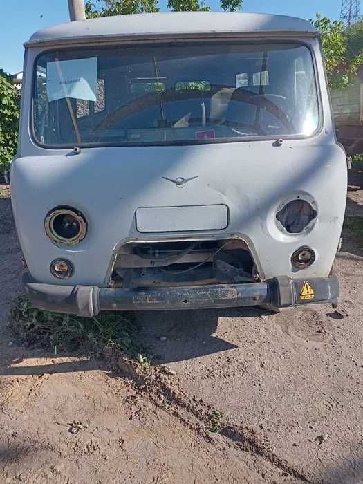 Продам УАЗ 3909 УАЗ 2206 Буханки ЗАПЧАСТІ