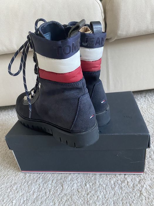 Tommy Hilfiger Padded Nylon Lace Up Boot damskie buty skóra 40/25,5 cm