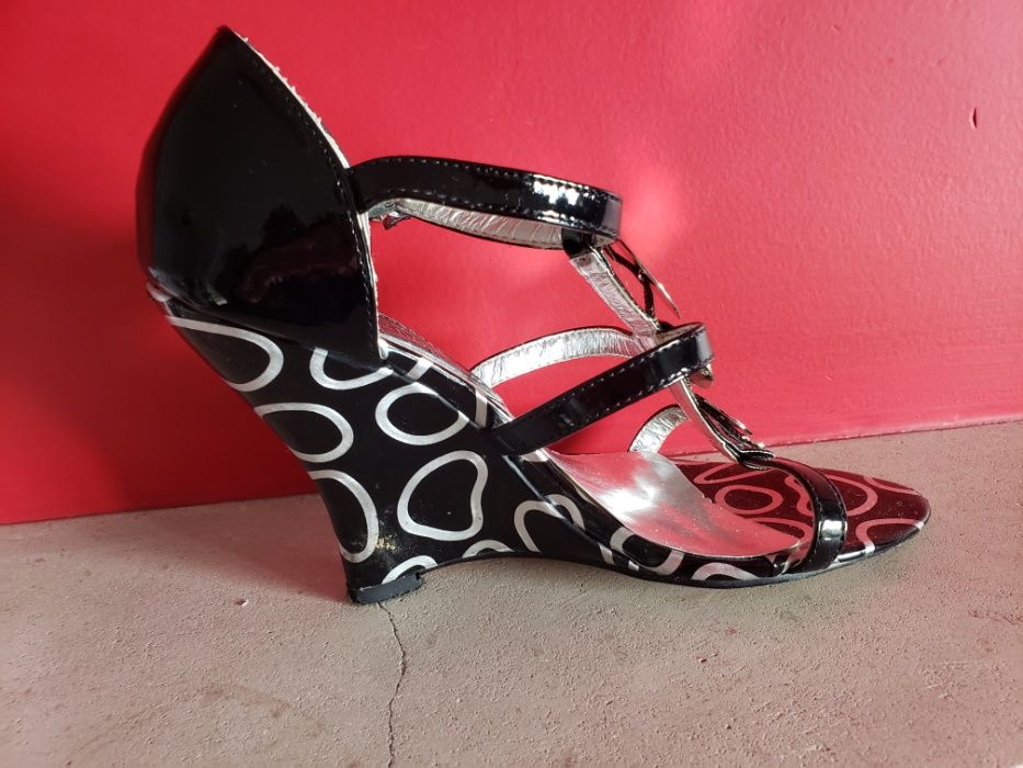 Sandalias lindas 37