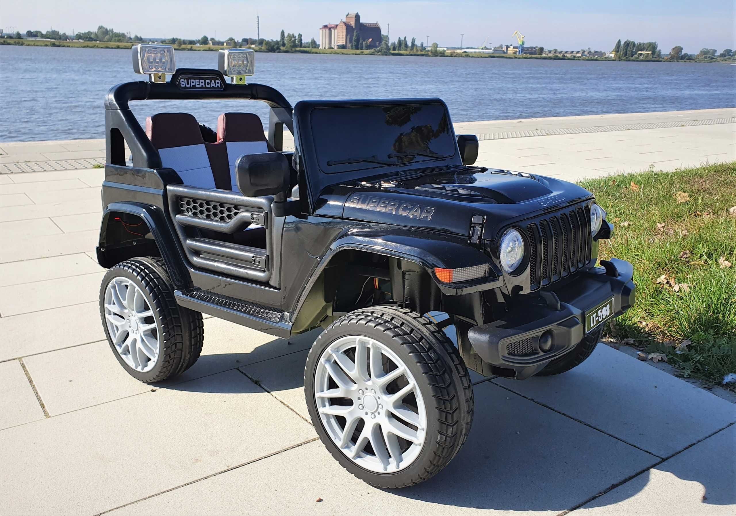 Автомобіль дитячий на акумуляторі JEEP Supercar LT-598 4-привідний