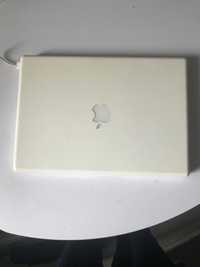 Macbook mid 2009 A1181
