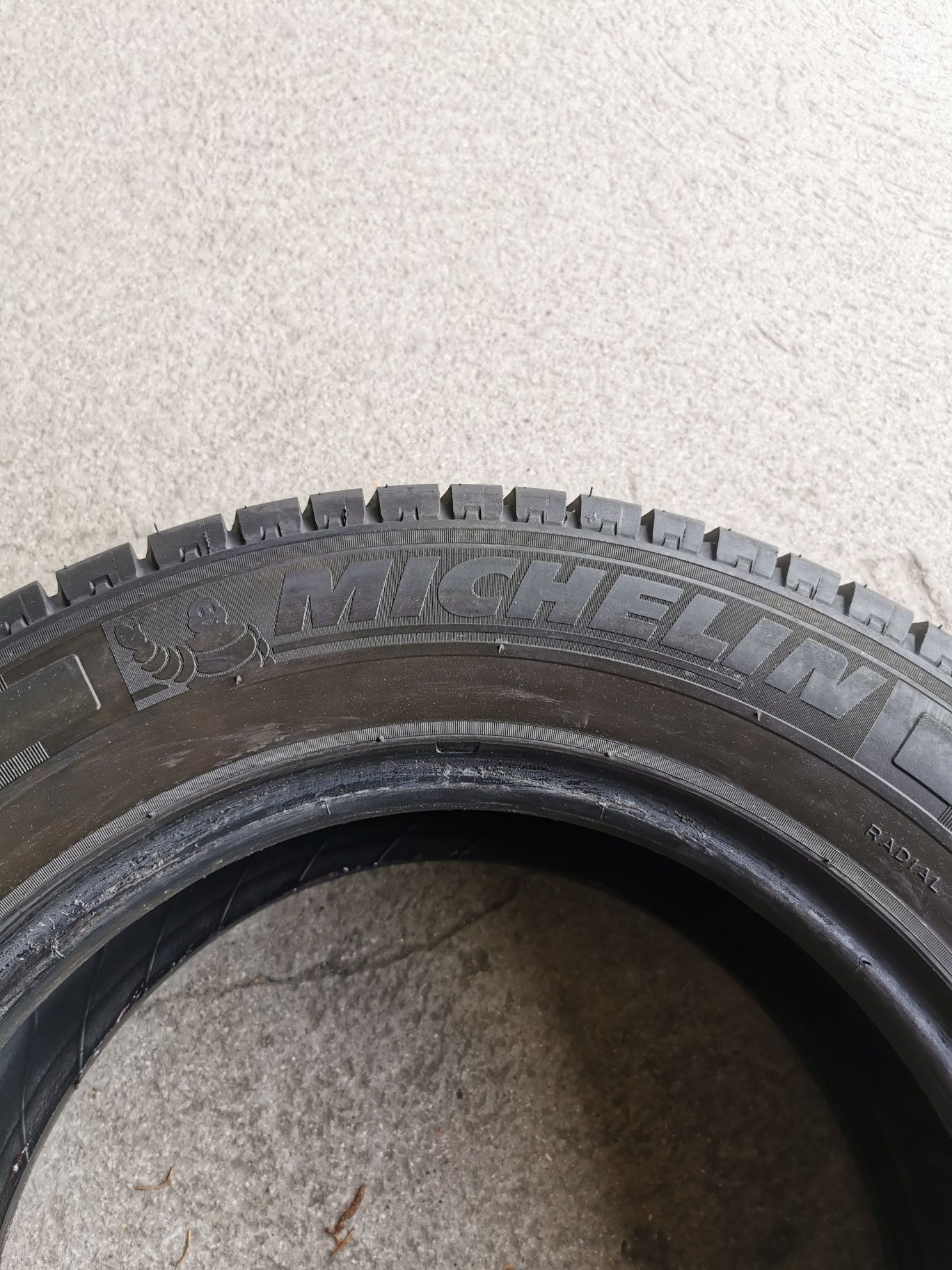 Komplet opon 215/65R16C 109/107T Michelin Agilis