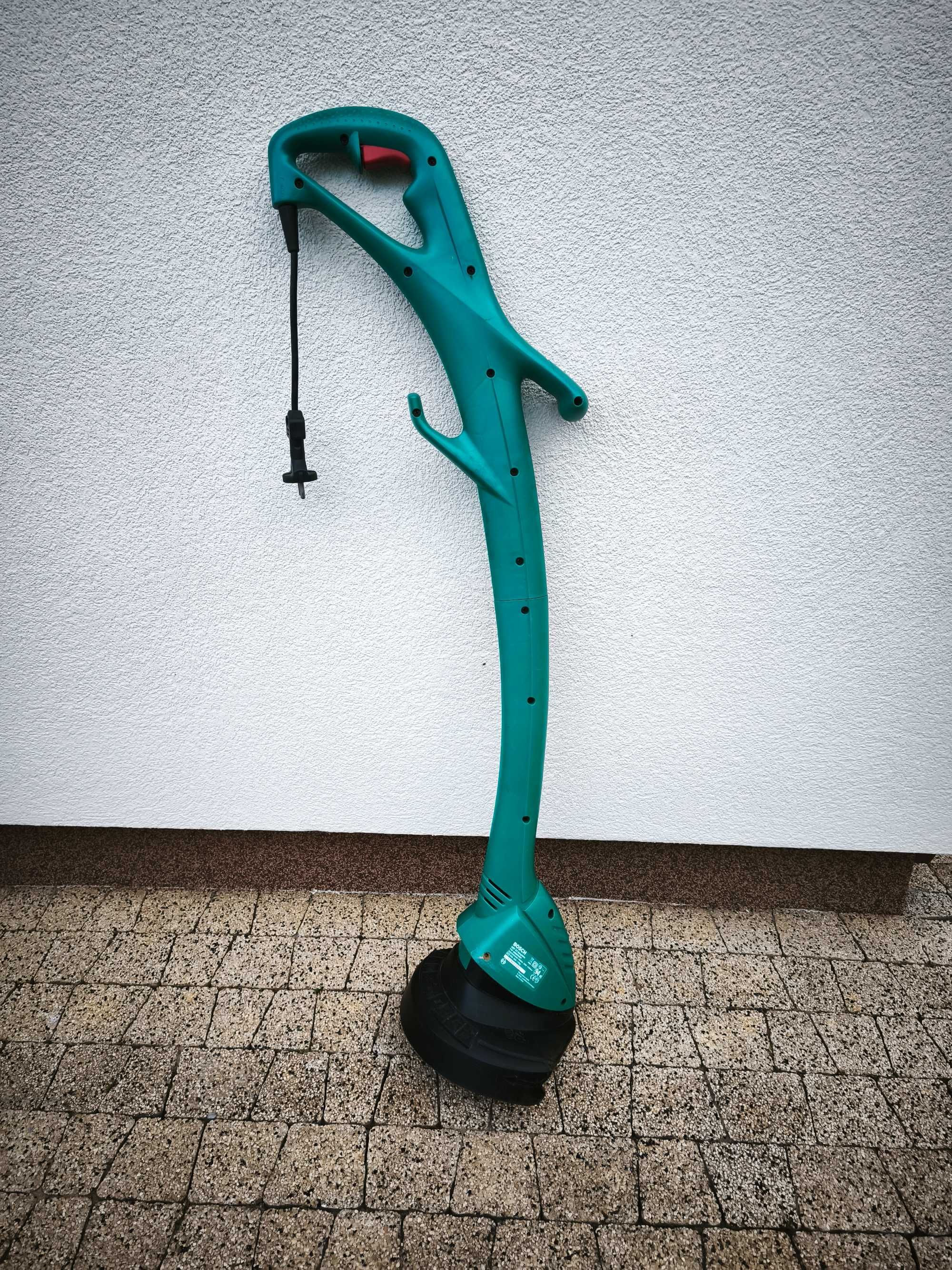 Podkaszarka elektryczna BOSCH
