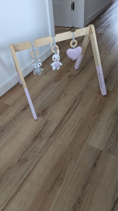 Baby gim stojak edukacyjny drewniany