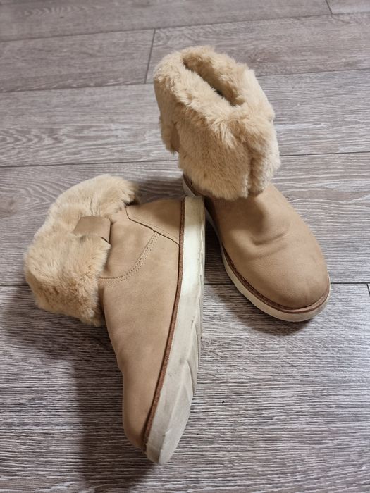 Чоботи жіночі, дитячі Zara зимові 35р