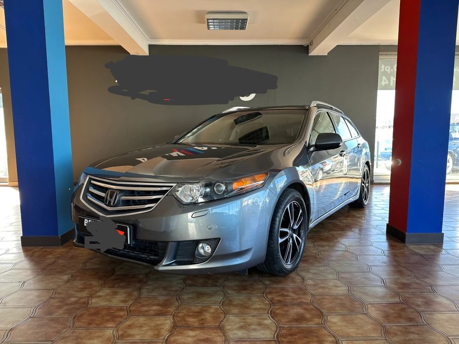Honda Accord tourer 2.2cdti