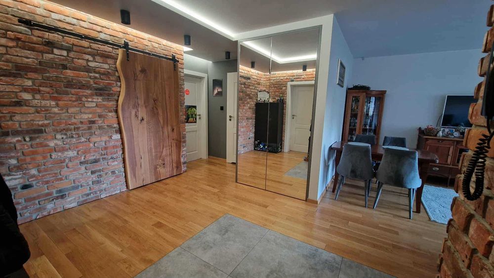 Łomża sprzedam mieszkanie 78m2, 4 pokoje, 1 piętro, winda - centrum