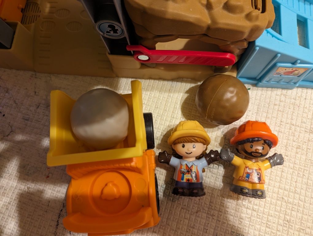 Fisher-Price Little People Plac budowy Zestaw z dźwiękiem HCJ64