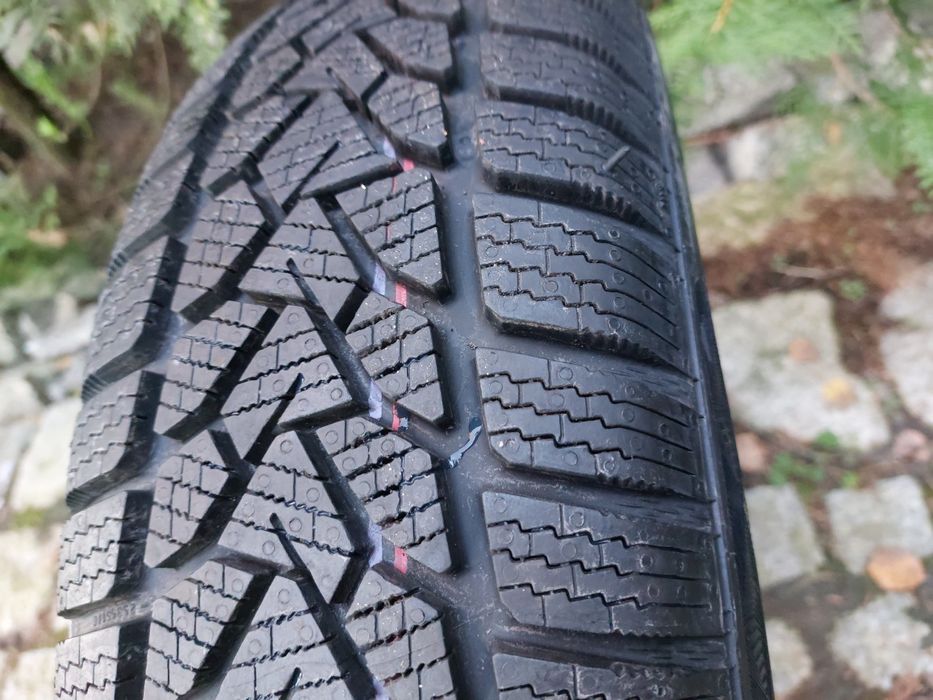 Opony zimowe 175/65/14 Uniroyal  2024rok