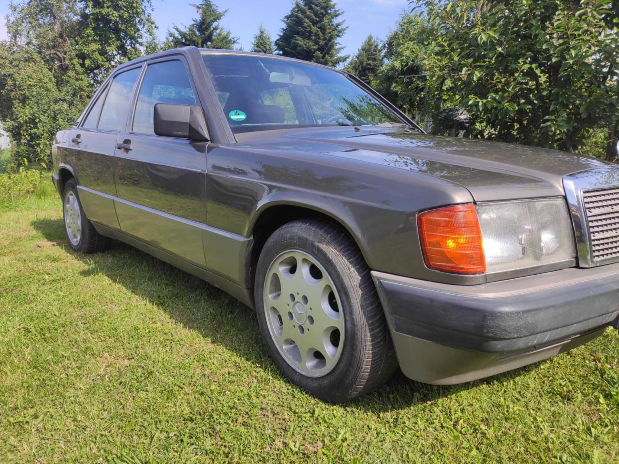 Mercedes Seria 190, sprowadzony z Niemiec stan bardzo dobry