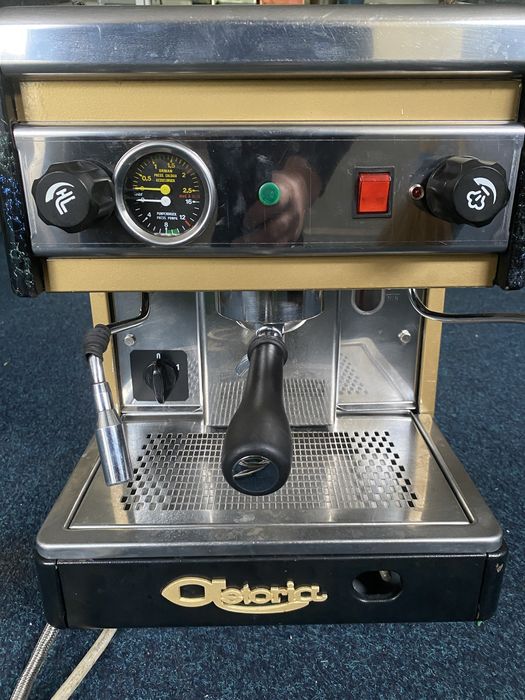 Професійна Кавомашина ASTORIA 1GR