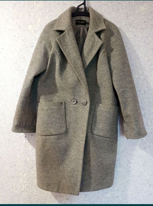 Пальто жіноче демісезонне