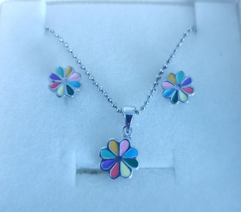 Zestaw biżuterii srebrnej Apart