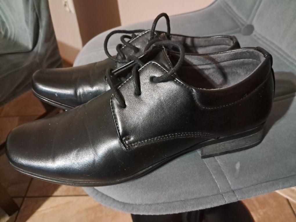 buty garniturowe dla chłopca rozm 35