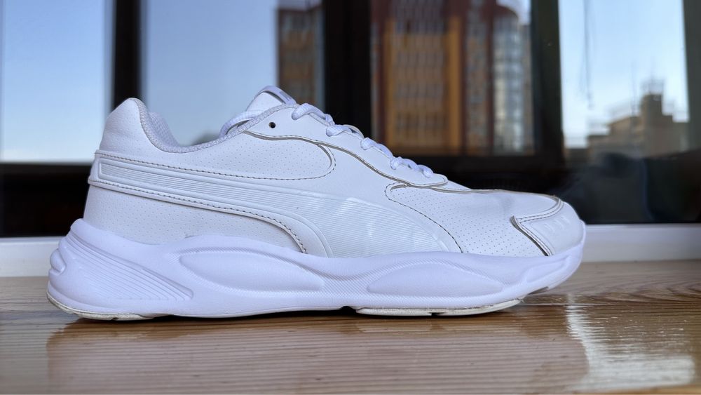 Кросівки Puma 90s Runner SL White-High Rise. 43 розмір