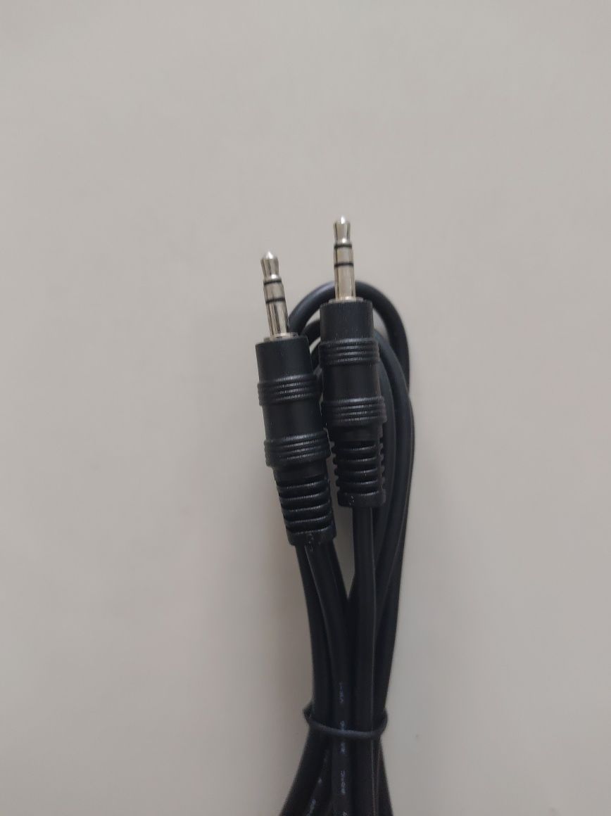Kabel Cinch czarny  83 cm długości