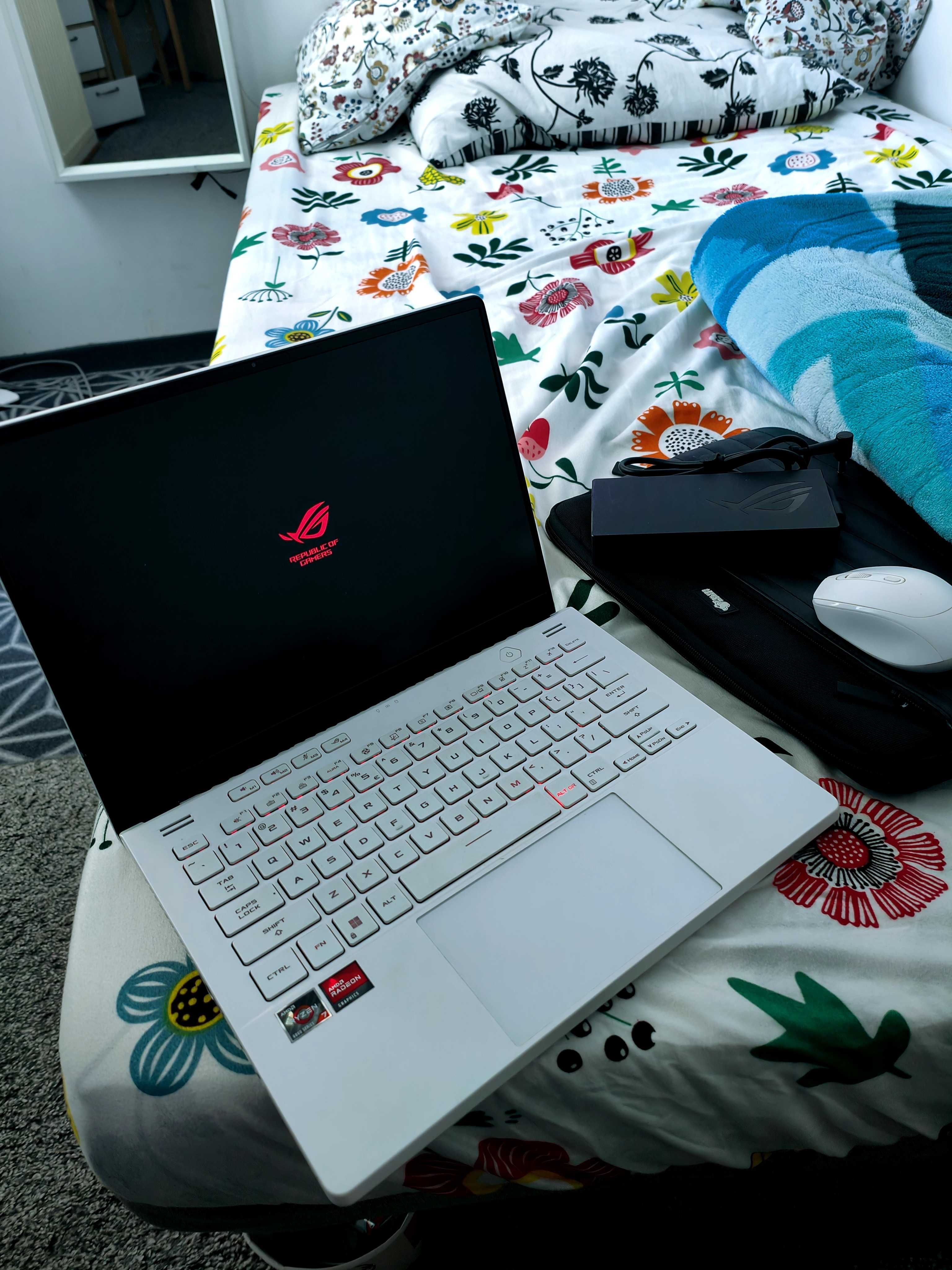 Laptop Asus Zephyrus g14 (2022)