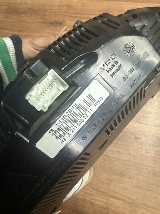 Licznik zegary W211 Mercedes